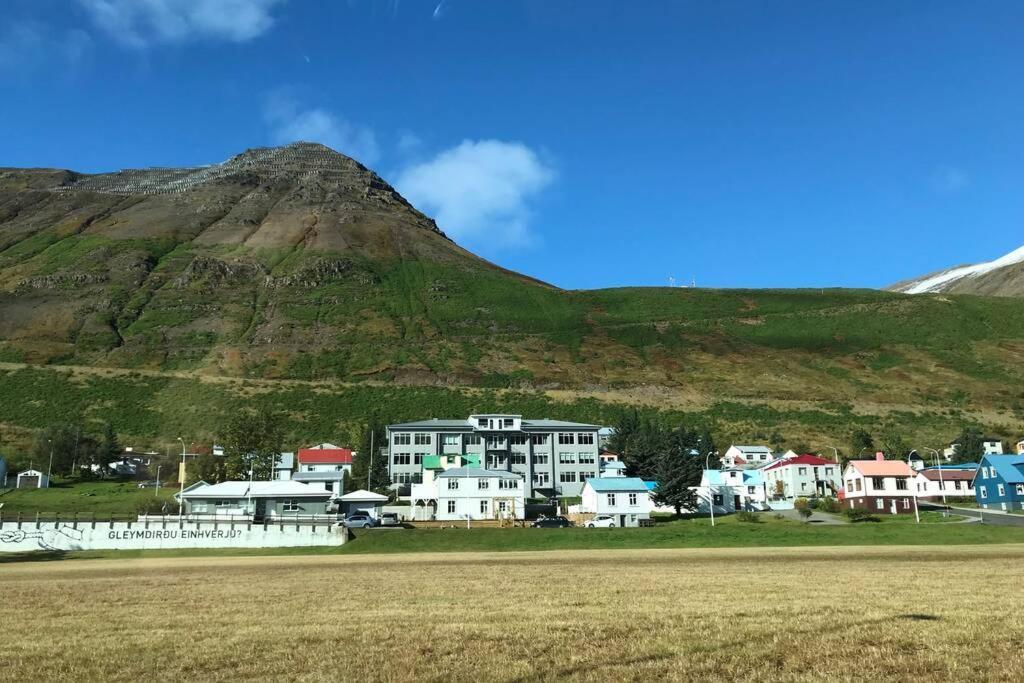 House With A Warm Soul In North Iceland Siglufjordur Ngoại thất bức ảnh